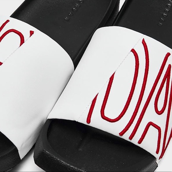 Nike jordan womens Nola slide sandal size 7 - Picture 3 of 5